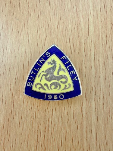 1960 butlins filey enamel pin - 1960,