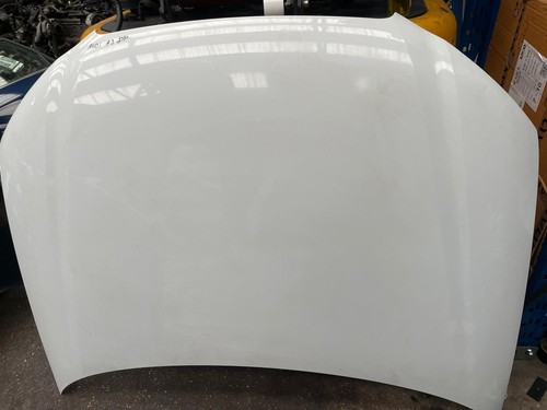 Audi bonnet in white - 8p,