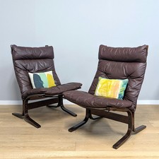 Pair of Midcentury 1970s Tall Leather 'Siesta' Chairs by Ingmar Relling for W...
