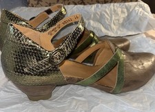 Think! Aida Leather Hook &