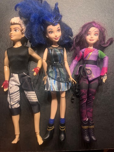 Disney descendants isle the - descendants, of