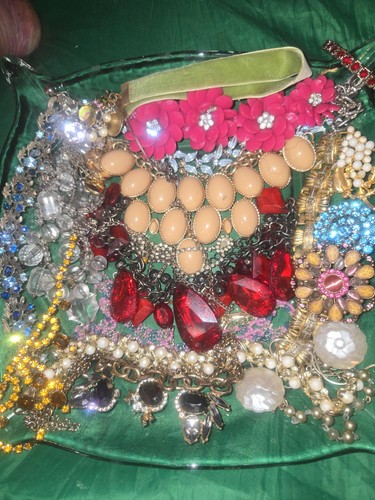 Vintage broken rhinestone - broken,