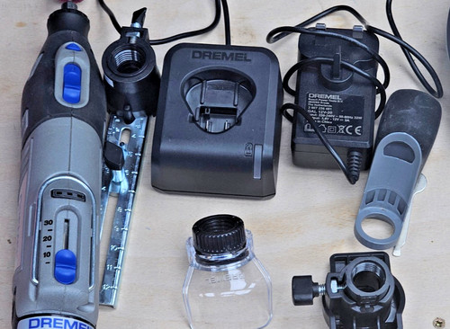 Dremel 8220 cordless - 8220,