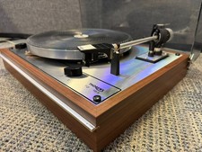Thorens TD-165 Vintage Turntable. Excellent working condition. Just serviced.