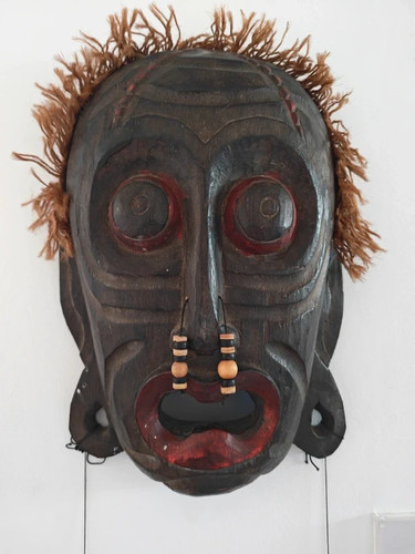 Large wooden tribal - , mask