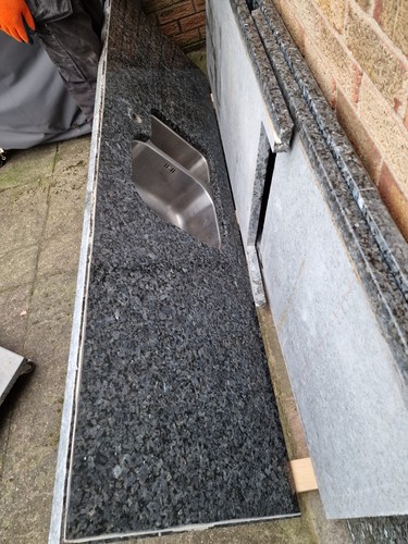 Black grey granite - granite, worktops