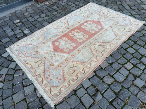 Area rug turkish - rug,, vintage
