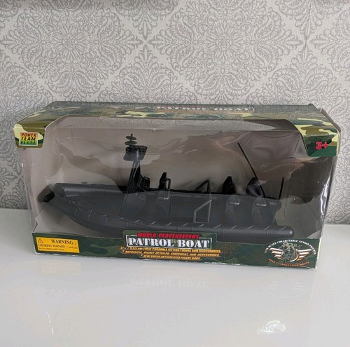 World peacekeepers land - , 1:18