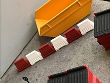 00/H0 Scale Model Railway Road