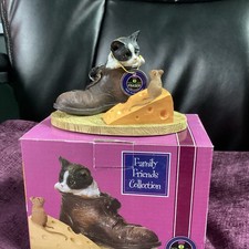 Fraser Creations Black & White