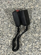 VW VOLKSWAGEN BORA GOLF MK4 REAR DOUBLE SEAT BELT CLASPS 1J0857488A / B 