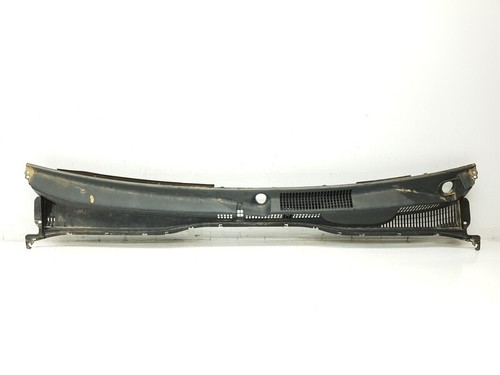 5570860051 2275761 molding