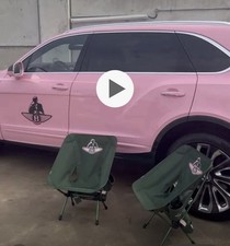 Bentley And Jo & The juice ￼