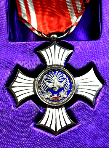 Original japanese red cross - original,