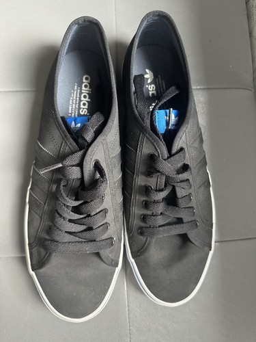Adidas nizza black low top - black,