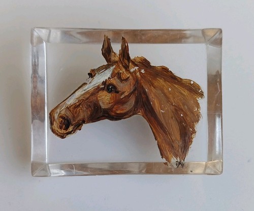 Beautiful vintage lucite hand - beautiful,