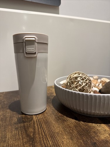 Push button vaccum flask - vaccum,