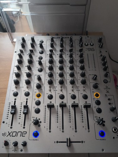 Allen heath xone - allen, &