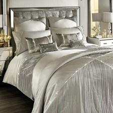 New KYLIE MINOGUE Omara