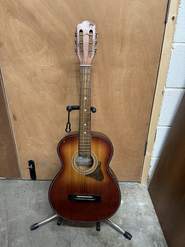 Classical acoustic guitar - classical,