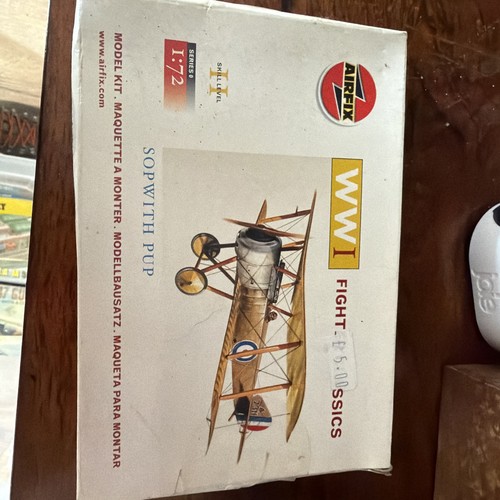 Airfix sopwith pup 00082 - pup,