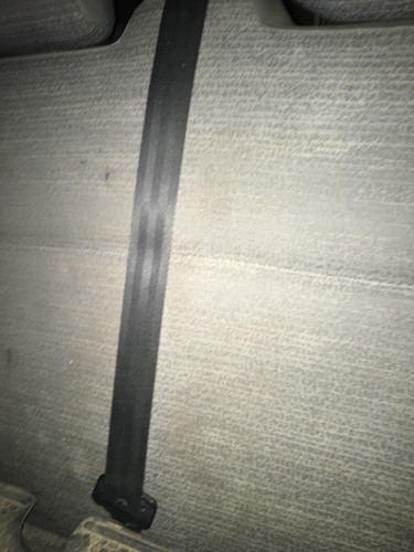 Passenger middle seat belt - passenger,