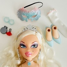 Bratz Doll: Costume Party - Pouty Princess Cloe. Blue Shoes Heels Tiara Earrings