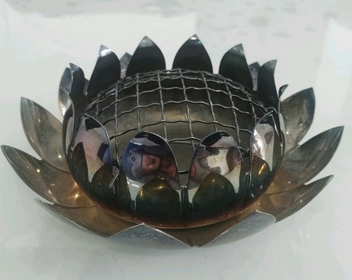 Decorative yeoman silver plate - decorative,