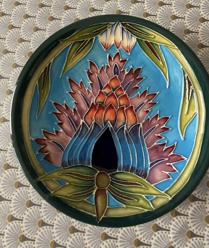 Moorcroft pottery pin - moorcroft,