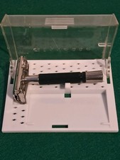 Vintage Gillete W1-1976 Black Handle Super Speed Razor