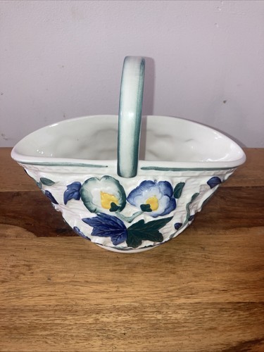 Vintage wood ceramic posey - h,