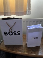 DIOR GIFT/CARRIER BAG  22cm x