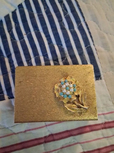 Vintage gold metal - gold, box