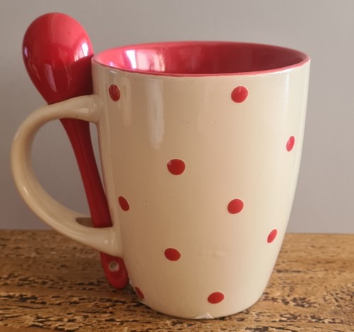 Hot chocolate cup mug with - chocolate,