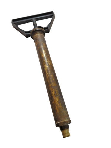 Vintage brass pump use - pump, to