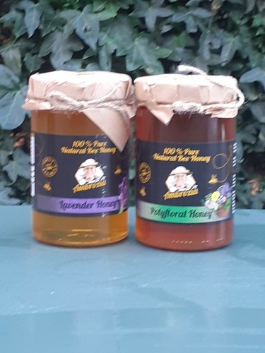 Raw organic honey - ,