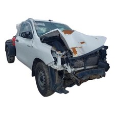 TOYOTA HILUX 2.4 BREAKING