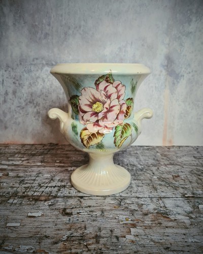 Vintage royal winton grimwades - royal,