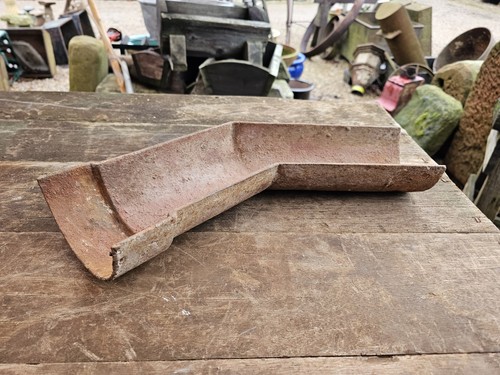 Cast iron gutter - cast,