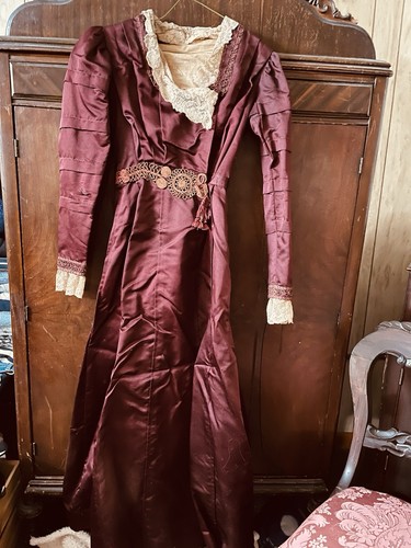 Authentic 1900 edwardian - authentic,