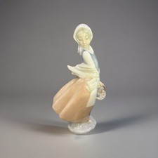 Lladro Nao Figure Girl with