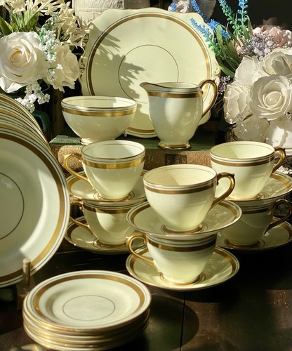 Art deco bell - china, tea
