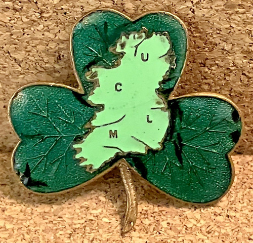 Green shamrock enamel pin - shamrock,