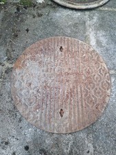 Reclaimed Round Cast Iron