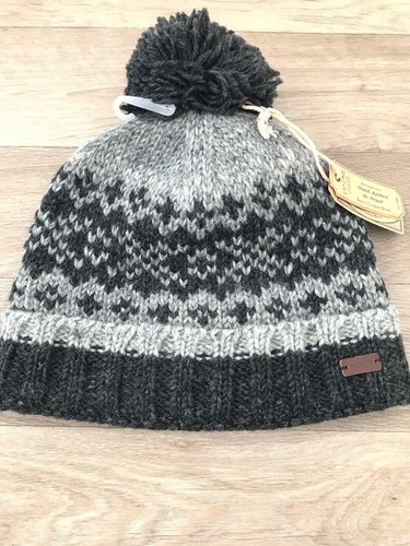 Bnwt fatface pattern beanie - bnwt,