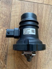 GENUINE VAUXHALL 820015589 ASTRA CORSA MERIVA ADAM THERMOSTAT HOUSING 55593033