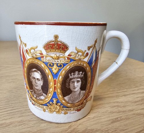 Crown ware 1937 coronation mug - 1937,