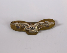 RAF Pilots FLYING EAGLE military cap badge