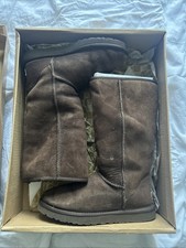 100 Authentic Ladies Classic Tall Ugg Boots In Chocolate - Size UK 5.5