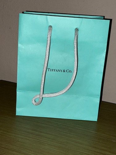 Tiffany co empty - 🌸,